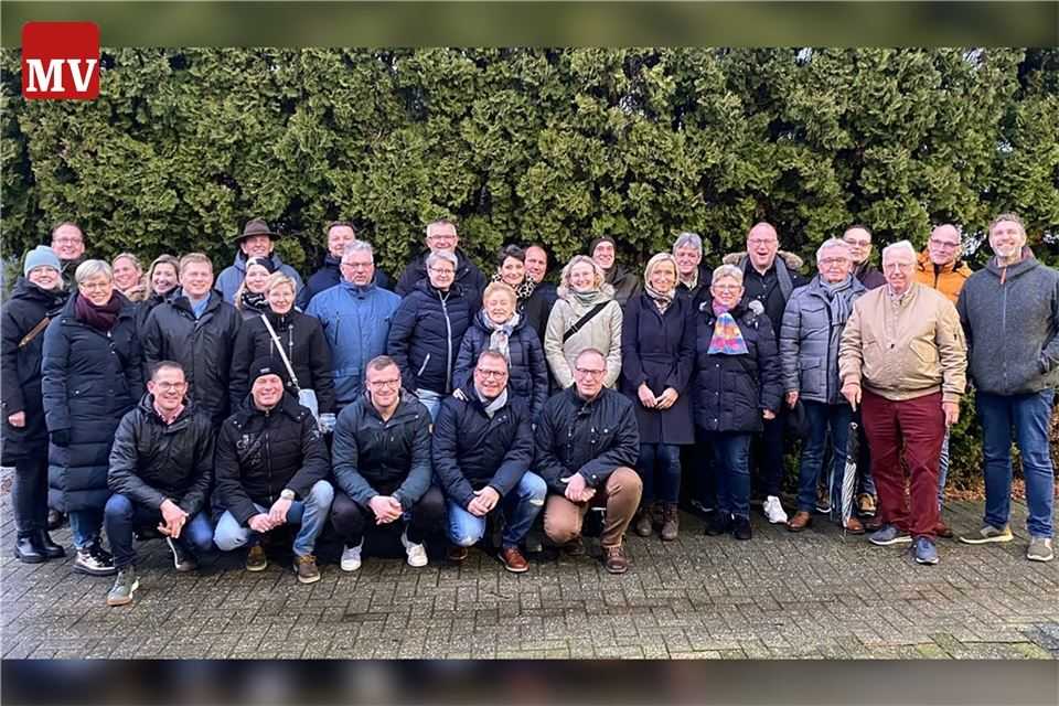 Vor Kurzem war der aktive Vorstand der Männerschützengilde gemeinsam mit ehemaligen Vorstandsmitgliedern und Majestäten samt Lebenspartnern zu einer ausgiebigen Winterwanderung gestartet.